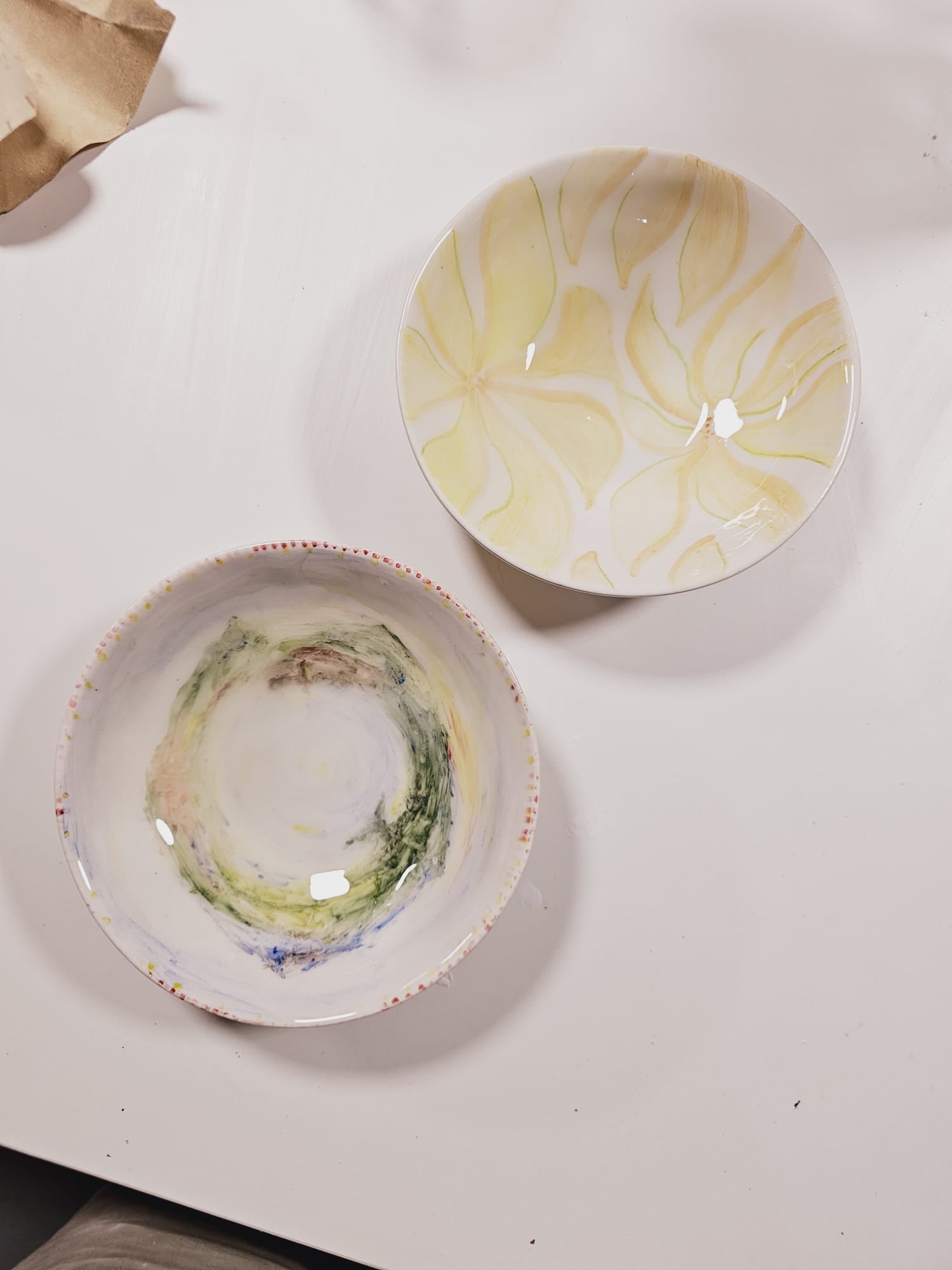 Aprende a pintar vajillas en Candeleda (Ávila) Sábado 29 de Noviembre