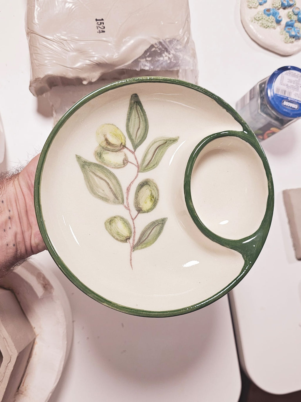 Aprende a pintar vajillas en Candeleda (Ávila) Sábado 29 de Noviembre