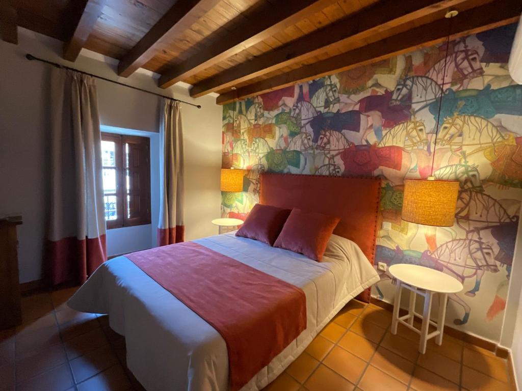 Fin de semana en Candeleda + Taller vajillas (2 personas)